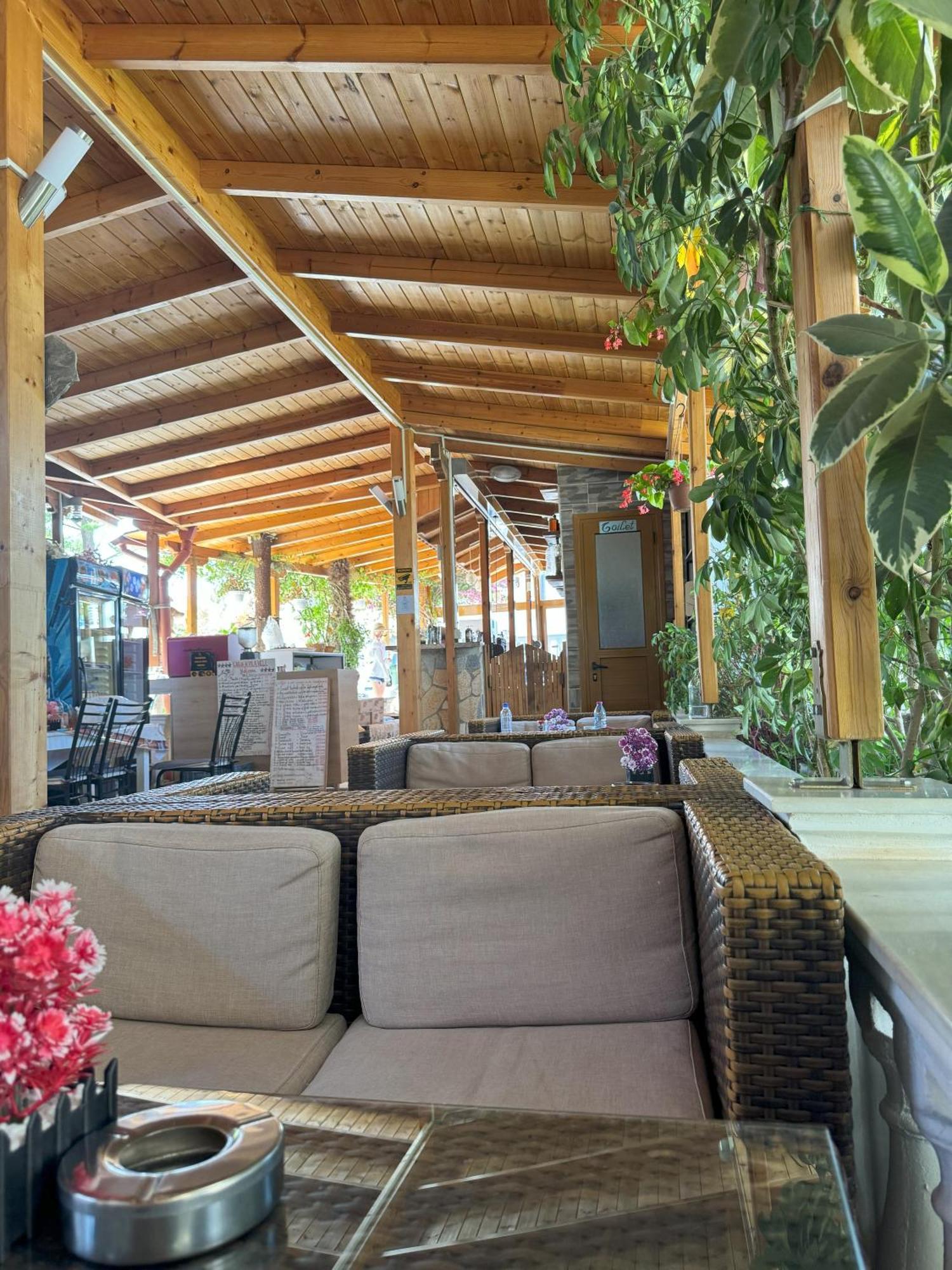 Garden Villa Veli Ksamil Exterior photo