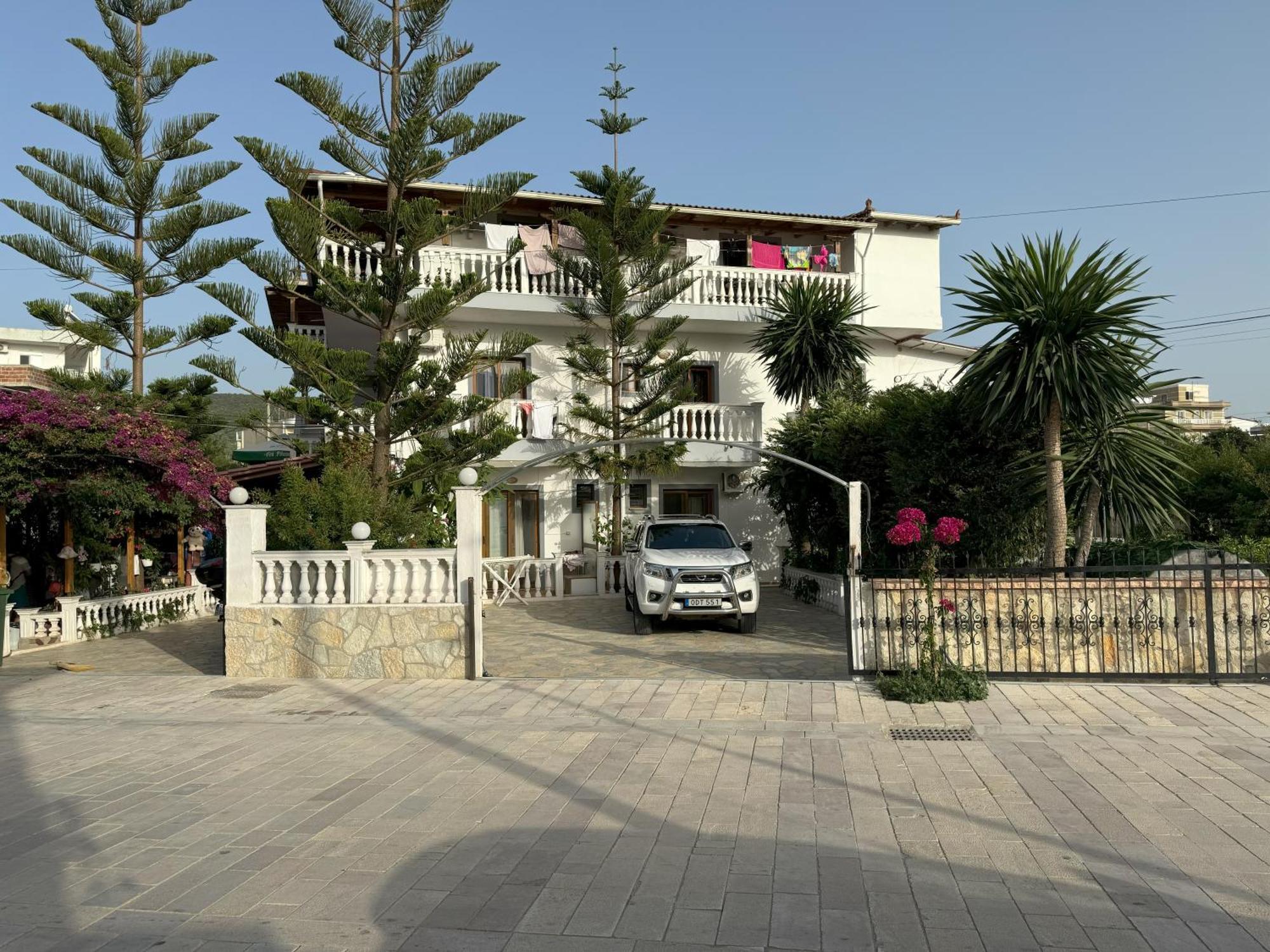 Garden Villa Veli Ksamil Exterior photo